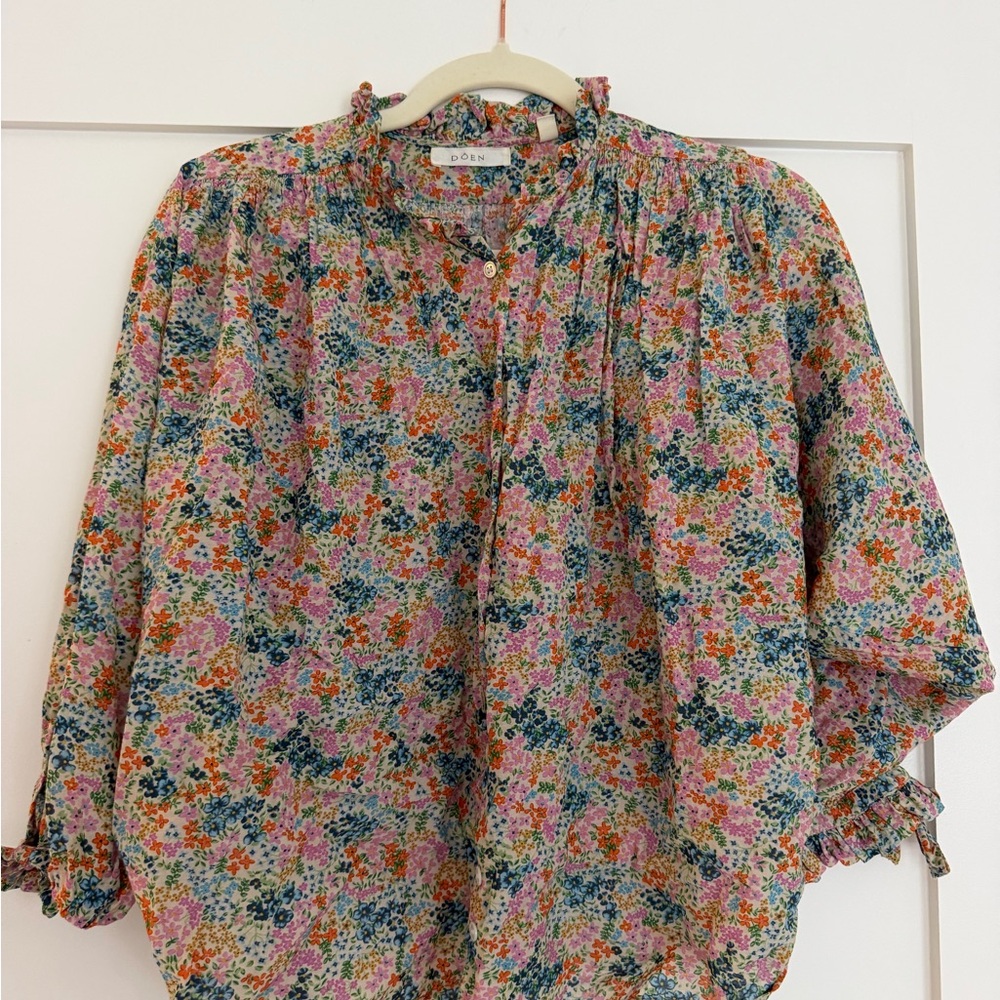 Doen Floral Button-Front Ruffle-Neck Blouse — Pink, Green, Orange